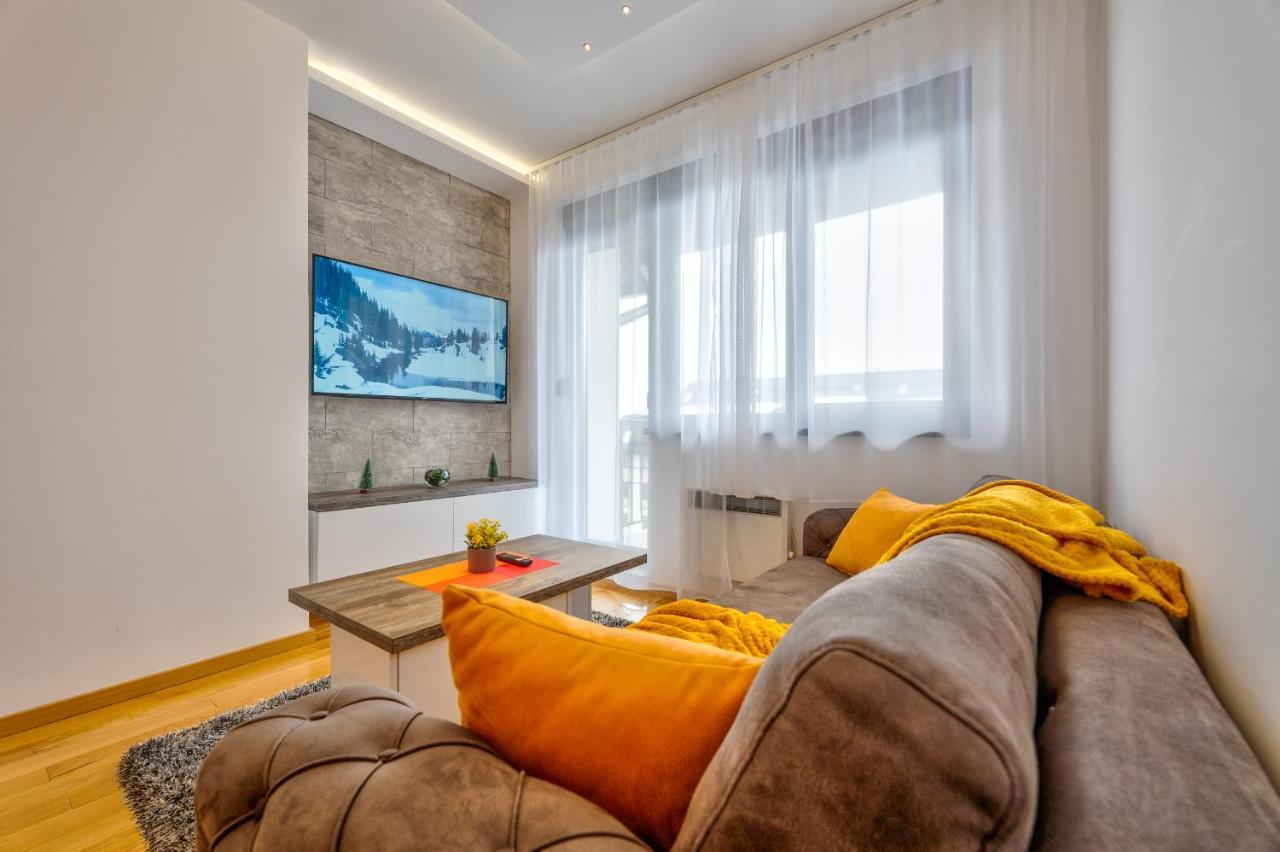 Skyview Titova - Apartment *
